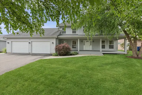 169 White Pine Lane, Lake Villa, IL 60046