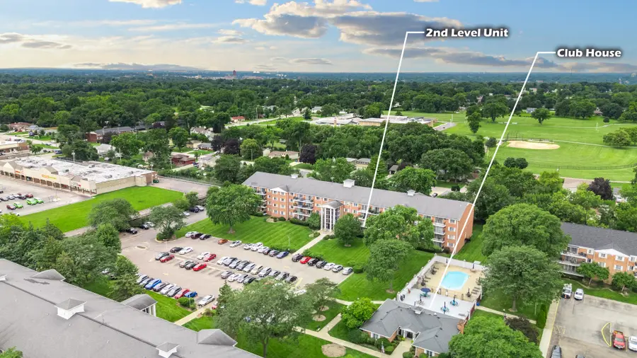 1060 N Farnsworth Avenue, Aurora, IL 60505 - #2