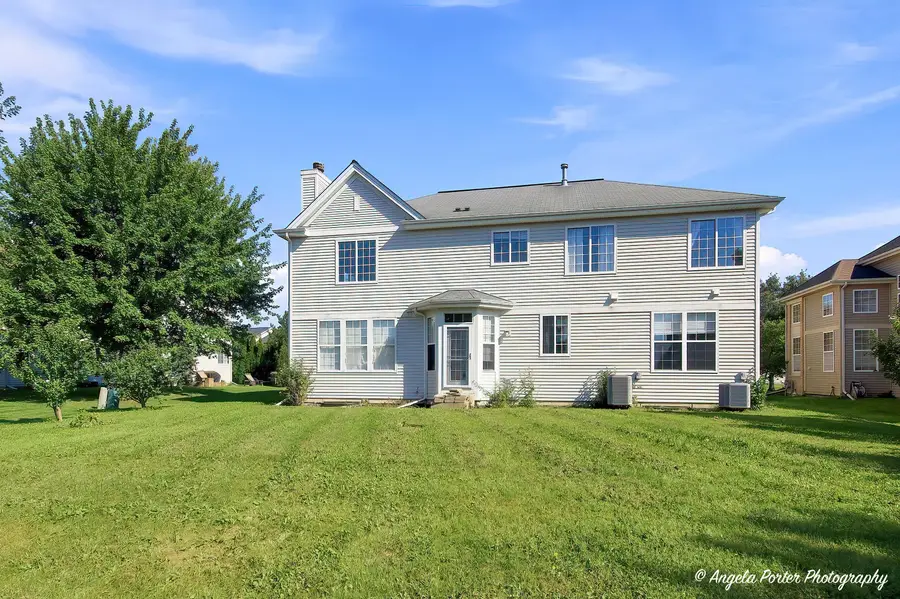 429 W Newbridge Lane, Round Lake, IL 60073 - #2