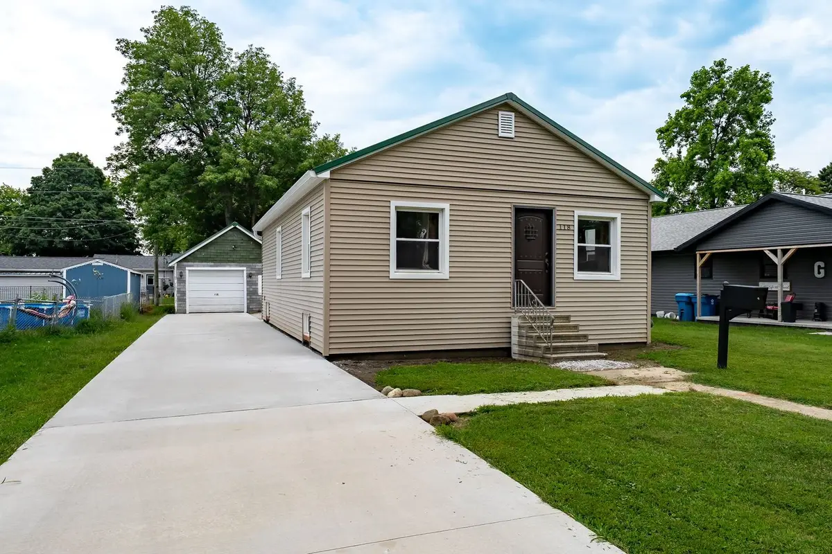 118 E Diller Street, Pontiac, IL 61764 - #1