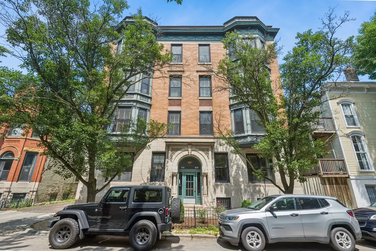 508 W Grant Place #102, Chicago, IL 60614 - #1