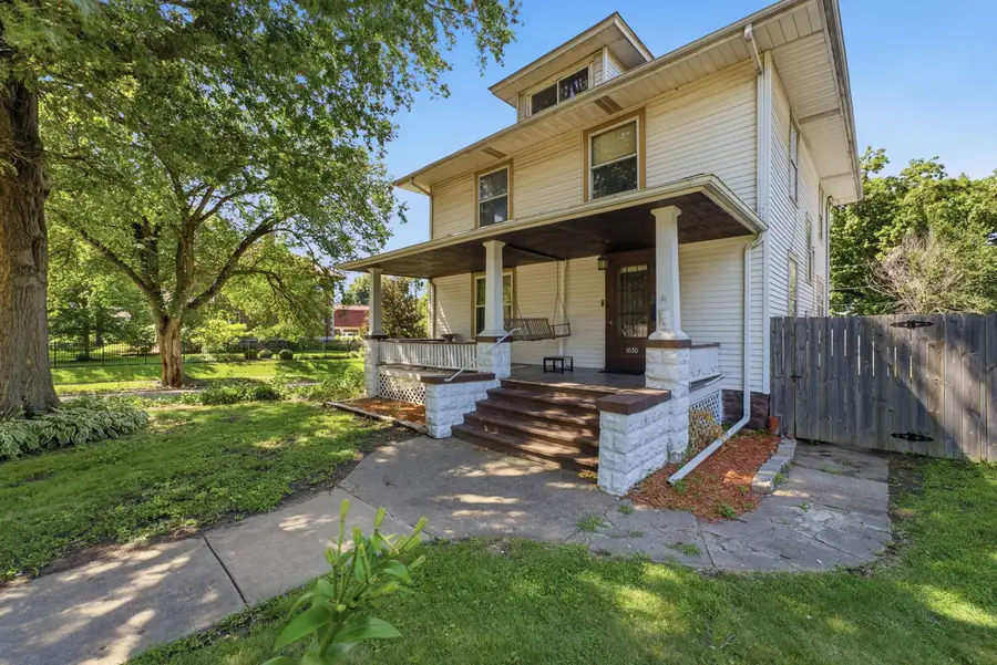 1030 W 15th Street, Davenport, IA 52804 - #3