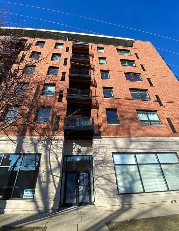 974 W 35th Place #508, Chicago, IL 60609
