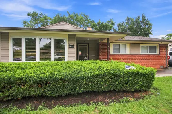 1235 Carswell Avenue, Elk Grove Village, IL 60007