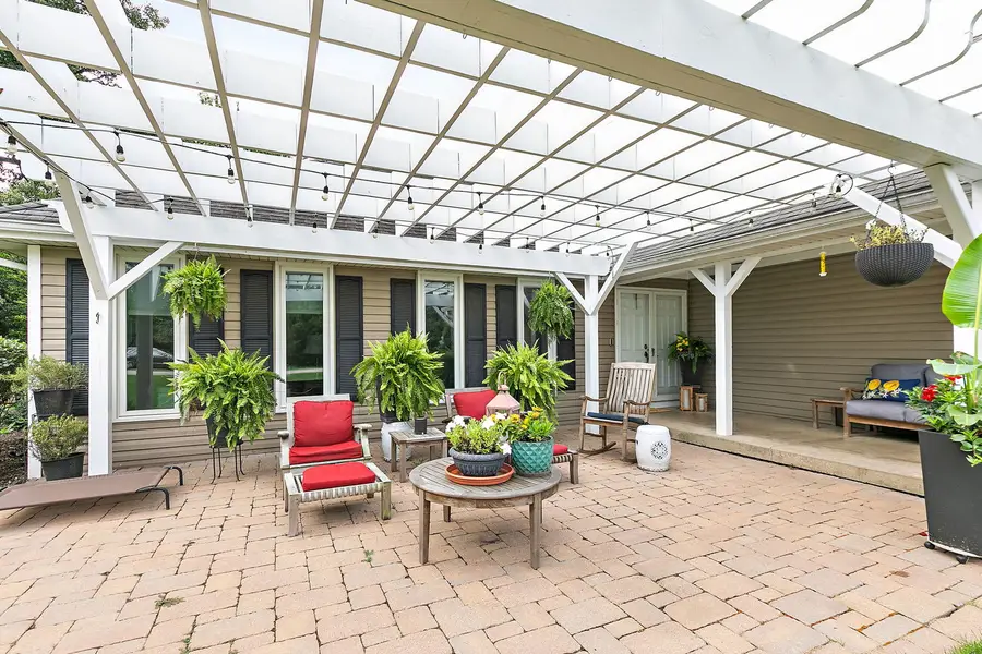 40W719 Longshadow Lane, Saint Charles, IL 60175 - #3