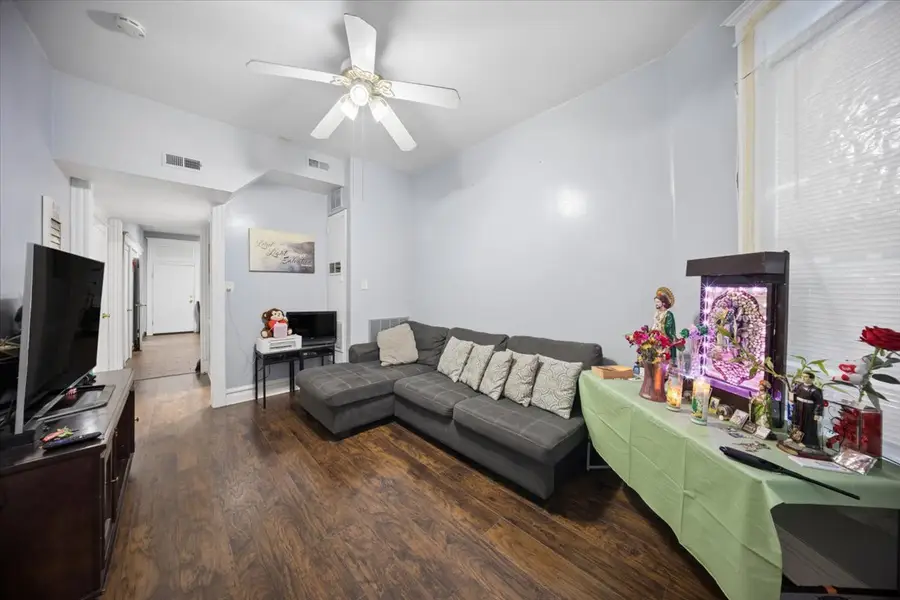 2515 S Kedzie Avenue, Chicago, IL 60623 - #2