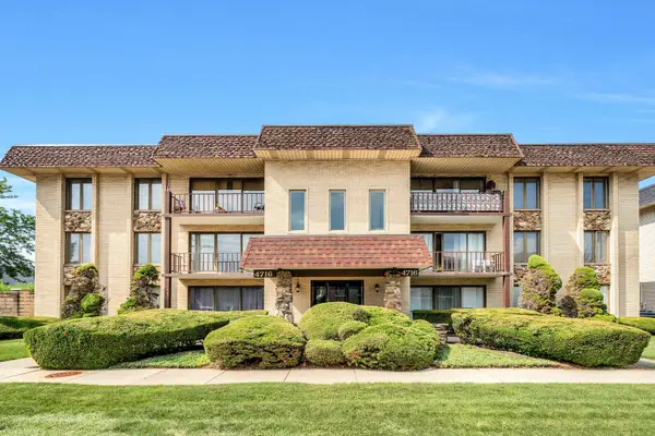 4716 W 106th Place #1C, Oak Lawn, IL 60453