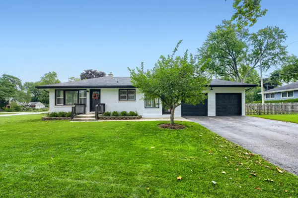 827 Lyford Lane, Wheaton, IL 60189