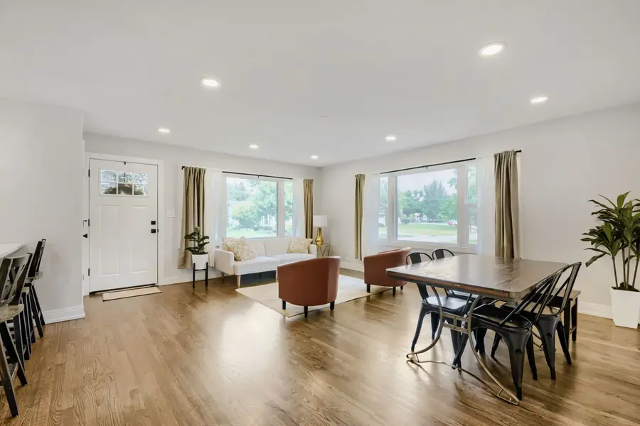 827 Lyford Lane, Wheaton, IL 60189 - #3