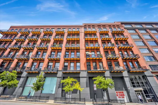 616 W Fulton Street #212, Chicago, IL 60661