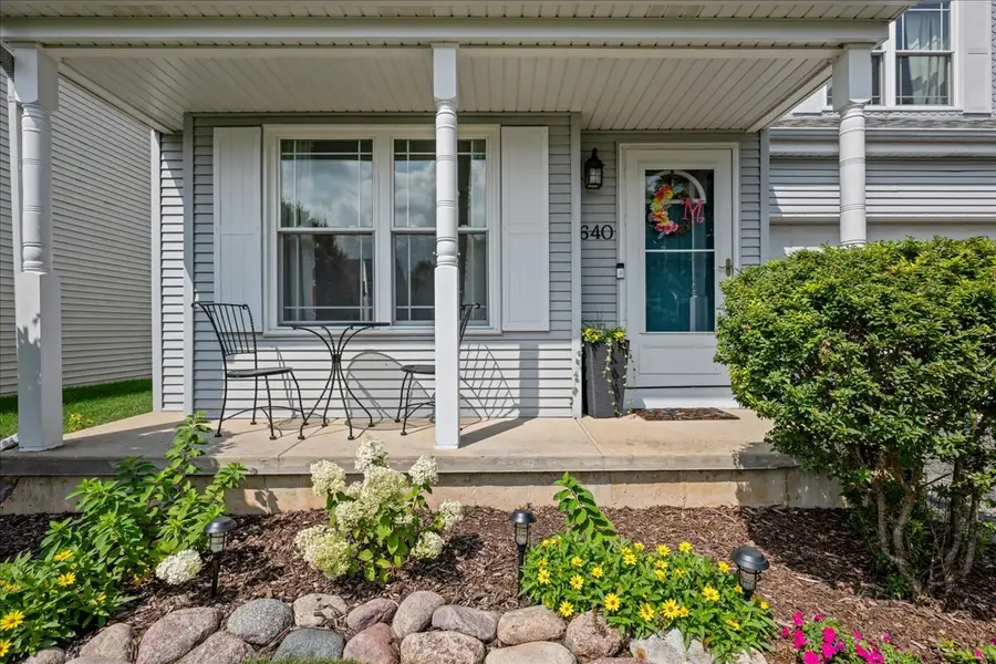 640 Green Meadow Lane, Geneva, IL 60134 - #2