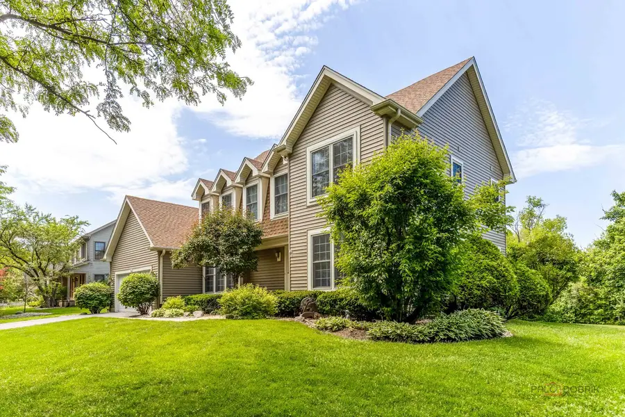 8 N Old Creek Road, Vernon Hills, IL 60061 - #2