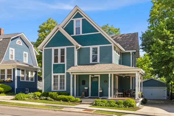 307 Illinois Avenue, St. Charles, IL 60174