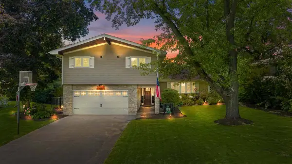 S758 Grant Street, Winfield, IL 60190