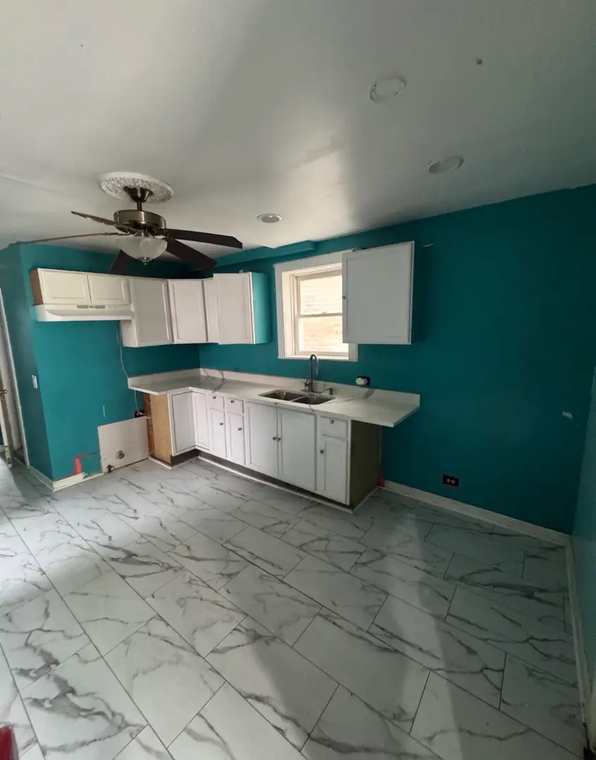 5410 S Winchester Avenue, Chicago, IL 60609 - #3