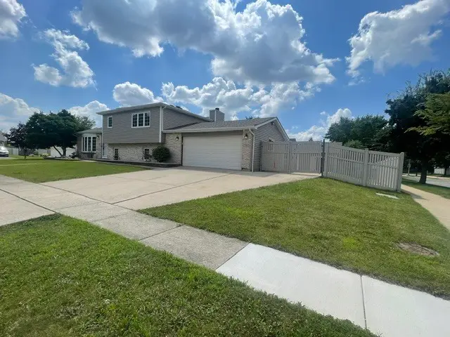793 Six Pines Drive, Romeoville, IL 60446 - #2
