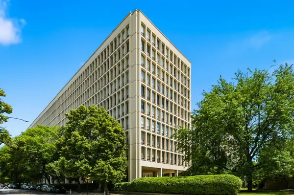 1401 E 55th Street #307N, Chicago, IL 60615