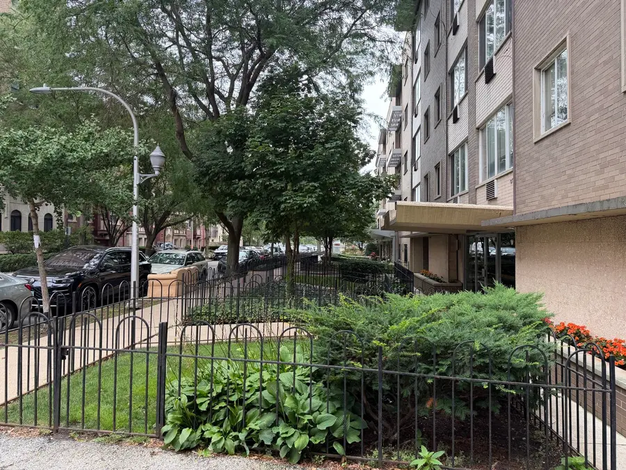 539 W Stratford Place #506, Chicago, IL 60657 - #2