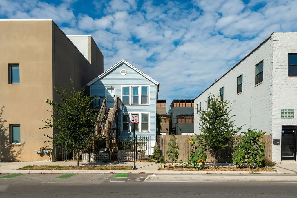 2050 W Grand Avenue, Chicago, IL 60612 - #1