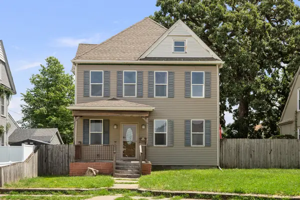 1813 Leclaire Street, Davenport, IA 52803