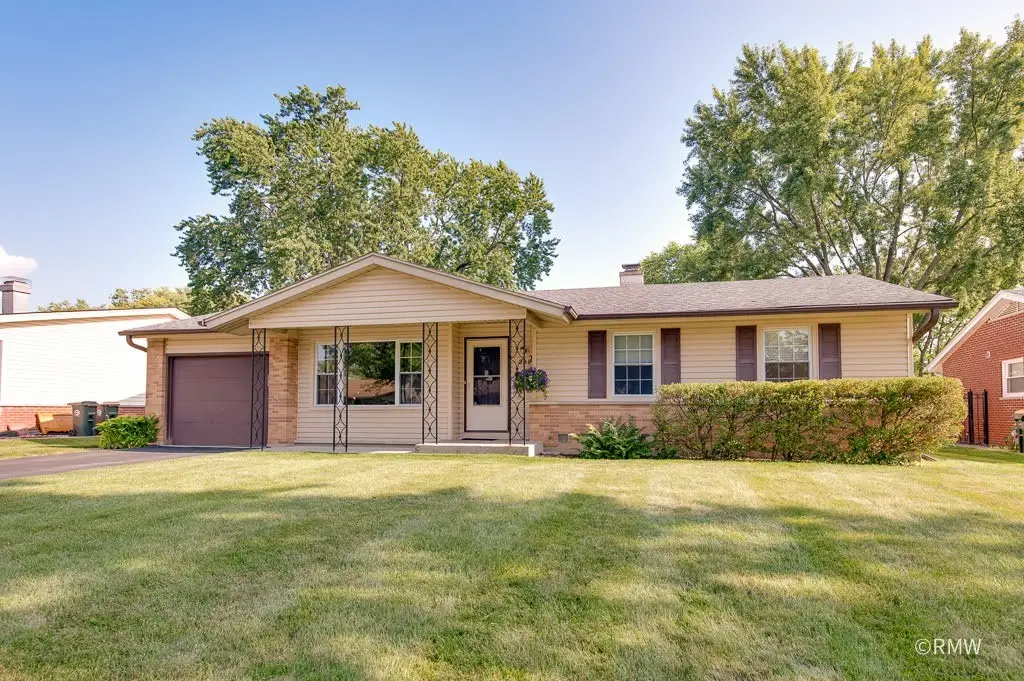 231 Clearmont Drive, Elk Grove Village, IL 60007 - #1