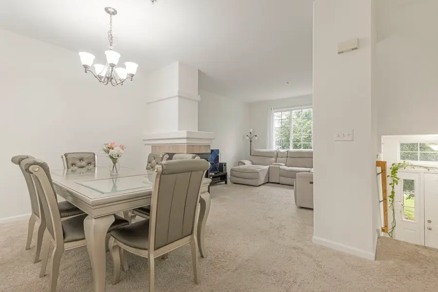 721 Hanbury Drive, Des Plaines, IL 60016 - #2