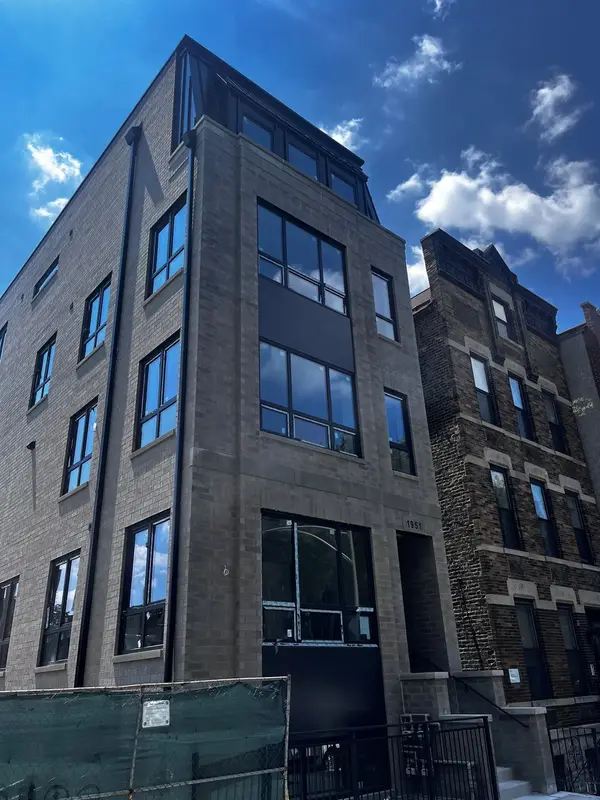 1951 W Dickens Avenue #2, Chicago, IL 60614