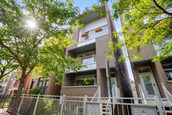 1536 W Walton Street #1, Chicago, IL 60642