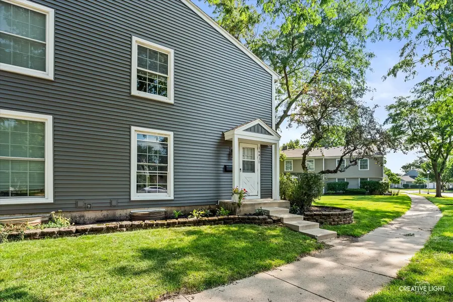 1681 Ashburn Court #D, Wheaton, IL 60189 - #2