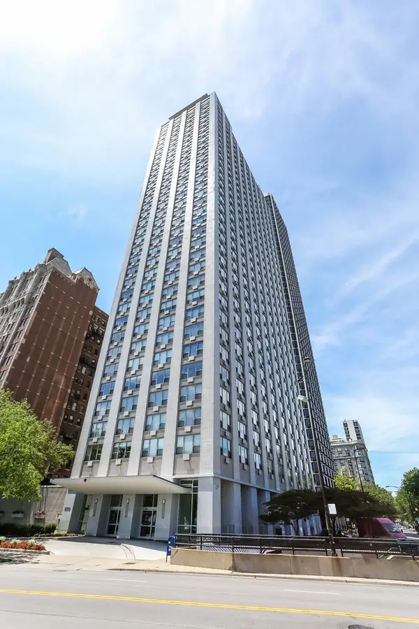 1550 N Lake Shore Drive #11G, Chicago, IL 60610