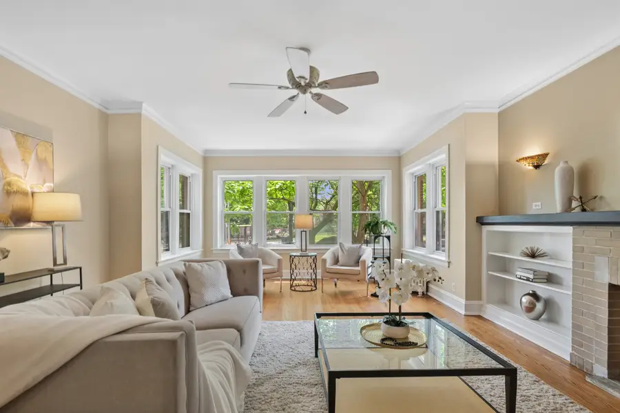 1530 W Elmdale Avenue #1, Chicago, IL 60660 - #3