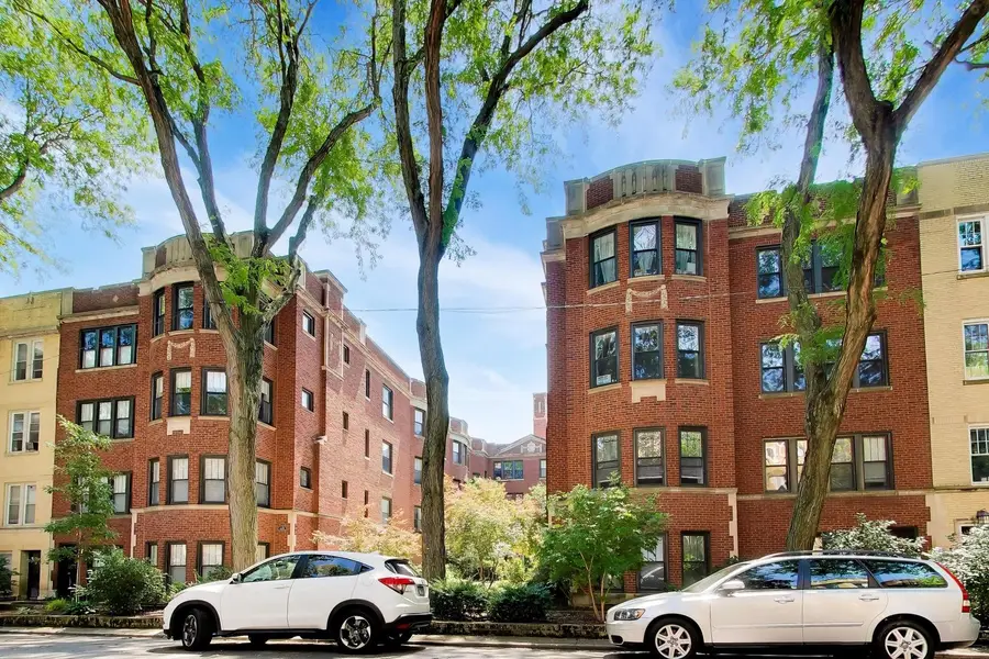 1427 W Elmdale Avenue #2B, Chicago, IL 60660 - #2