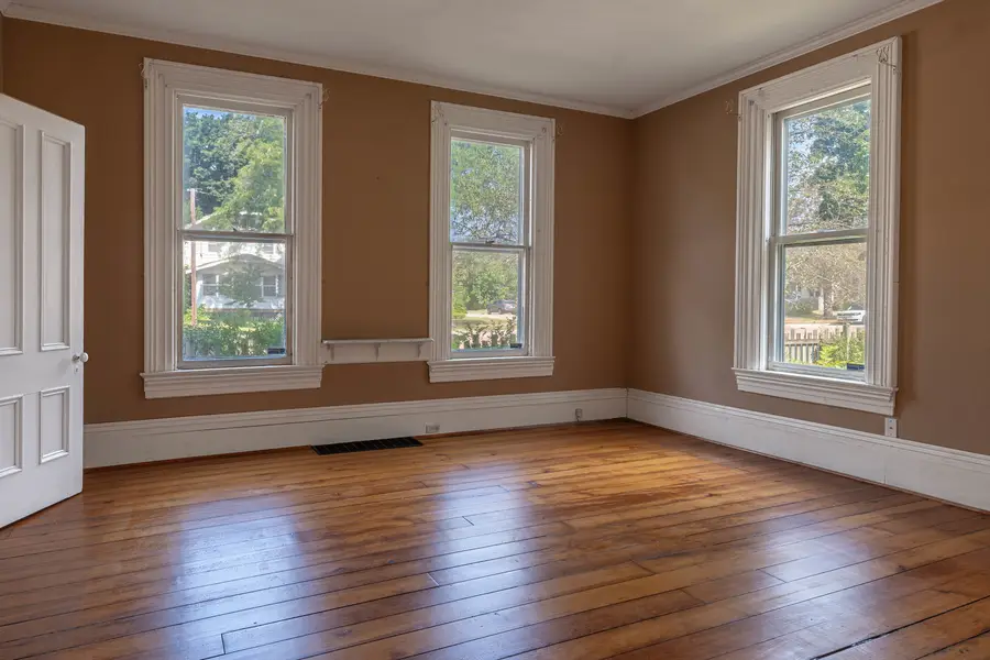 625 N 2nd Street, Rockford, IL 61107 - #3