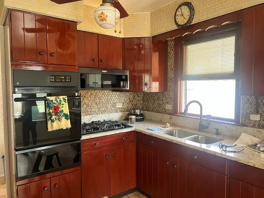 1120 W 107th Place, Chicago, IL 60643 - #2