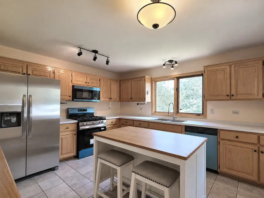 7700 Northfield Lane, Tinley Park, IL 60487 - #2