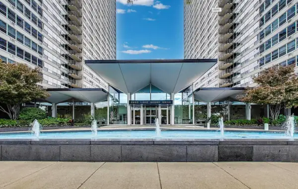 3550 N Lake Shore Drive #1117, Chicago, IL 60657