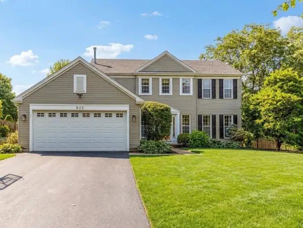 Address Withheld By Seller, Cary, IL 60013