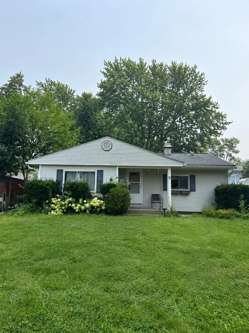 9 Hickory Drive, Carpentersville, IL 60110 - #2