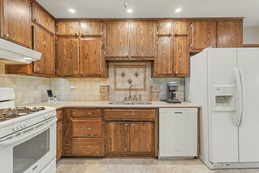 8507 167th Street, Tinley Park, IL 60487 - #3