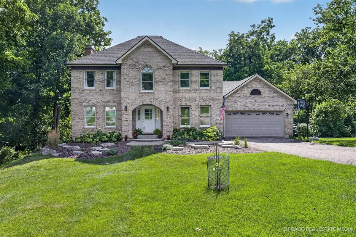 5N791 Ravine Drive, Saint Charles, IL 60175 - #1