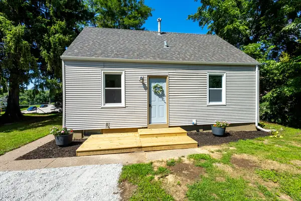 2109 E Locust Street, Davenport, IA 52803