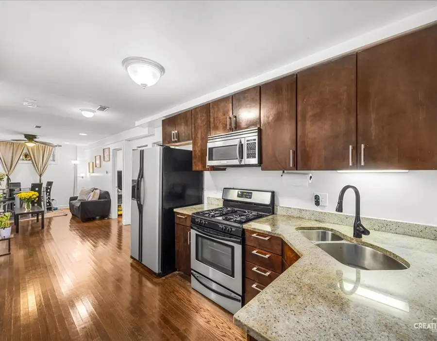 3335 W Byron Street #G, Chicago, IL 60618 - #3