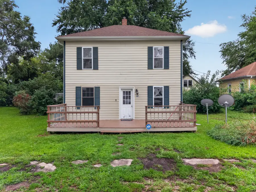 107 Emmet Street, Kinsman, IL 60437 - #2