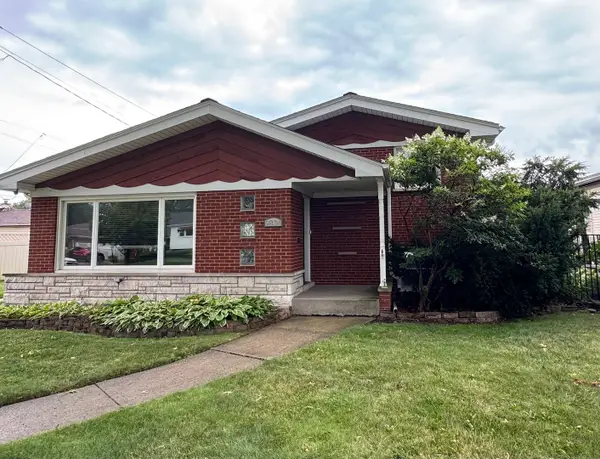 9834 S Kolmar Avenue, Oak Lawn, IL 60453