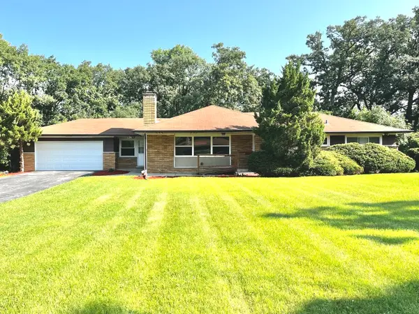 2543 Oakwood Drive, Olympia Fields, IL 60461