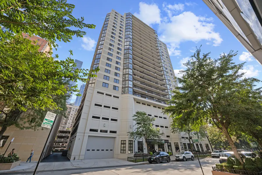 33 W Delaware Place #20G, Chicago, IL 60610 - #2