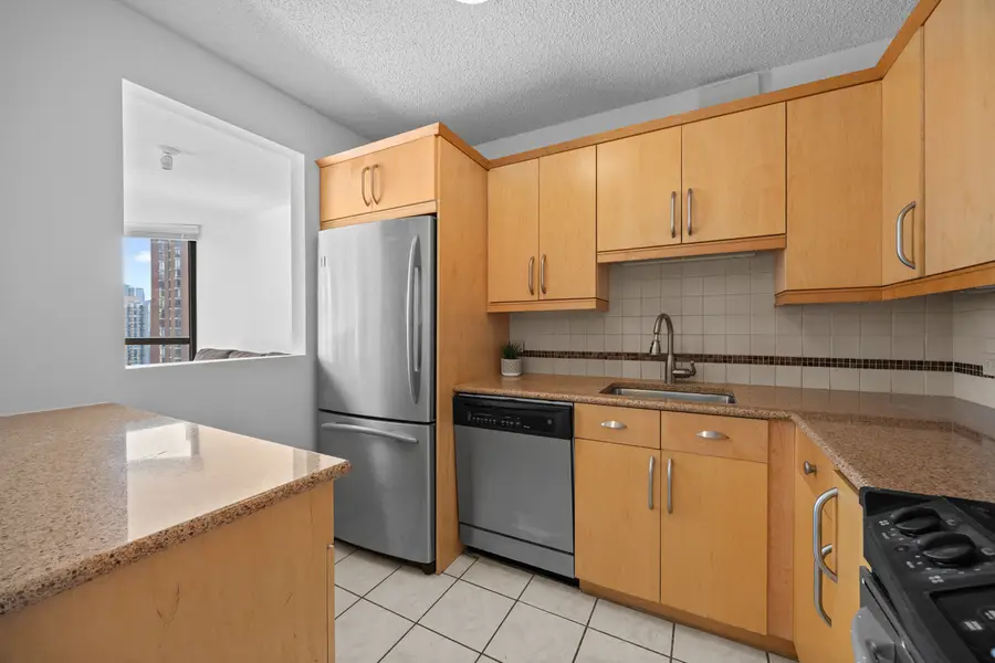 33 W Delaware Place #20G, Chicago, IL 60610 - #3