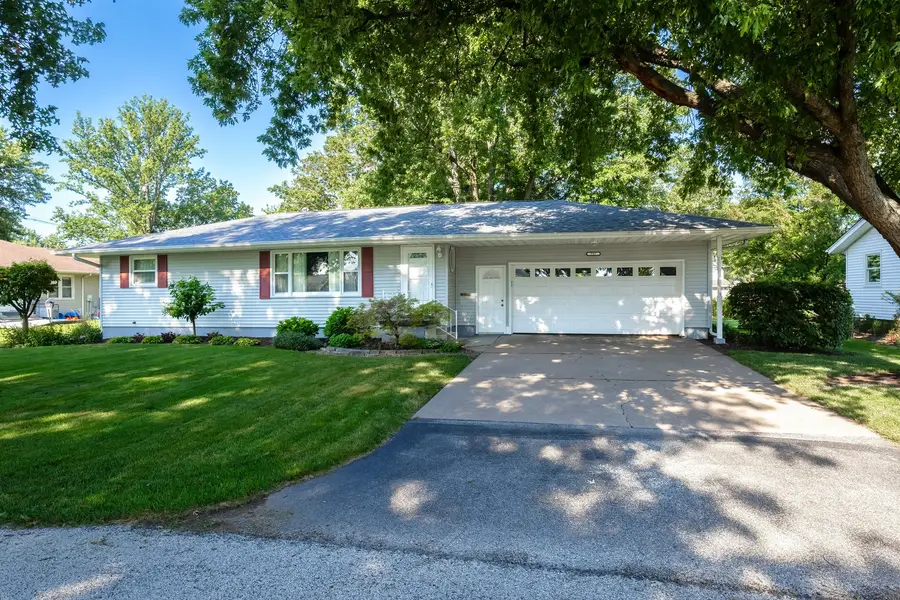 727 Hawthorne Court, Geneseo, IL 61254 - #2