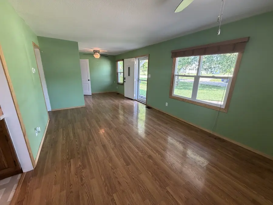 536 Dwight Street, Kewanee, IL 61443 - #3