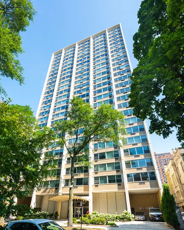 336 W Wellington Avenue #2501, Chicago, IL 60657